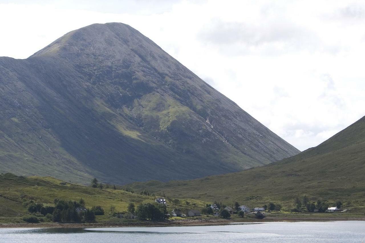 Glas Bheinn Cottage Luib Bagian luar foto